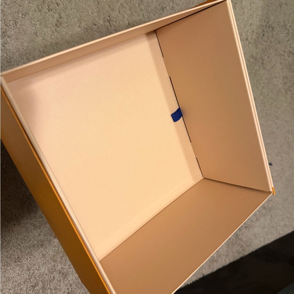 2 Louis Vuitton Signature Orange Gift Boxes - Picture 4 of 5